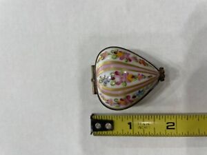Vintage Peint Main Limoges Porcelain Mini Heart Trinket Box Signed