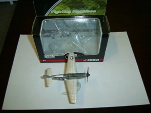 CORGI FIGHTING MACHINES CS90554 P-51 MUSTANG - Picture 1 of 1