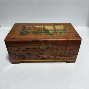 Portagioie vintage in legno intagliato portagioie country cottage scena specchio - Foto 1 di 18