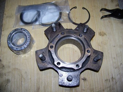 '96-'98 4x4 Geo Tracker Suzuki Sidekick buje rueda delantera con husillo 4x4 Foto 1 de 4