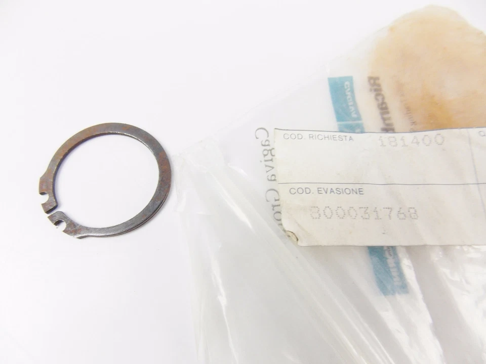 NOS OEM CAGIVA 1987-1992 ALETTA ORO|BLUES|CRUISER|FRECCIA ELASTIC RING 800031768 - Image 1 of 1
