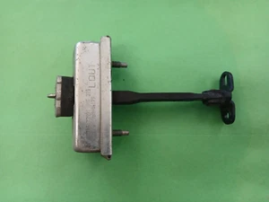2002 - 2007 SATURN VUE DRIVER SIDE DOOR CHECK 15853770 OEM FRONT / REAR - Foto 1 di 2