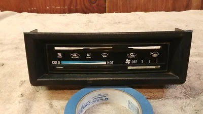 Nissan Datsun 720 1983 1984 camioneta p/up cubierta de control de clima central sin aire acondicionado  Foto 1 de 4