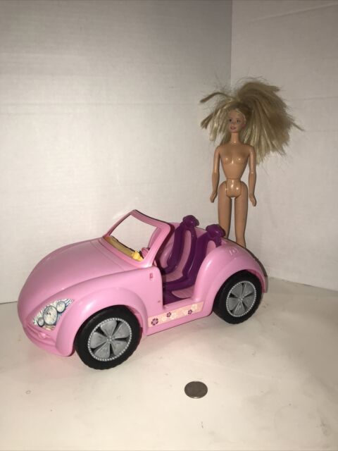 Carro e lancha da Barbie