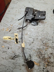 2001-02 LINCOLN CONTINENTAL TRUNK LATCH POWER RELEASE LOCK ACTUATOR DECK LID OEM - Picture 1 of 3