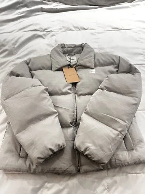 Chaqueta acolchada Miu Miu Foto 1 de 4