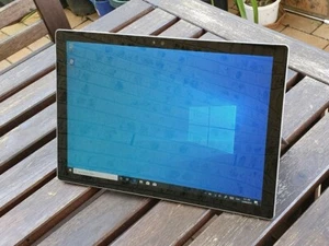 Microsoft Surface Pro 4 - Intel Core i5 - 256 GB SSD - Ram 8GB Win 10 - Picture 1 of 7