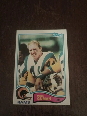 1982 Topps #376 Mike Guman (NRMT) - Image 1 of 2