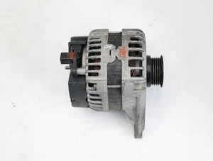 Lichtmaschine Mercedes B-KLASSE W246 0009063322 BOSCH 2.1 130 KW 177 PS Diesel - Picture 1 of 4