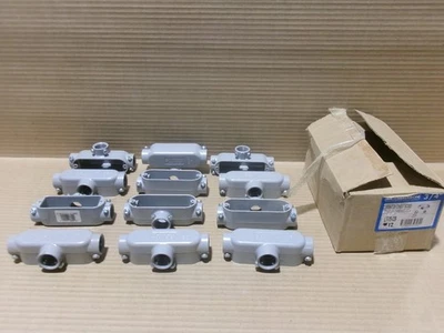 New Box of 12 Madison LT-75-CB 3/4" Combination Conduit Bodies Type T AK - Image 1 of 3