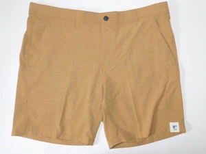 Herrenshorts 42 braun Synthetik vorne flach eleganter kurz über dem Knie 9 Schrittlänge - Bild 1 von 9