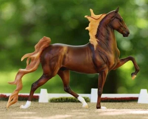 Breyer Traditional Marc of Charm Saddlebred - Picture 1 of 3