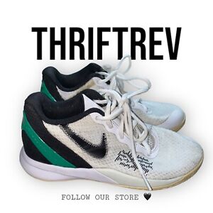 Nike Kyrie Flytrap ll Boys Size 1 Tennis Shoe Sneaker