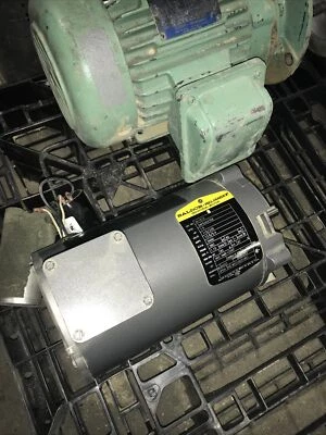 BALDOR Motor, #VL1313, 1.5hp, 115/230v, Same Day Fast Free shipping To Lower 48 - Image 1 of 3