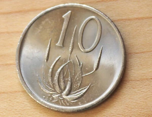 1985 South Africa 10 Cents Aloe plant - Picture 1 of 2