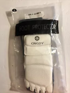 CNGDY Taekwondo TKD Foot Protector Guards. White. Womens/ Kids. Small New. - Picture 1 of 4