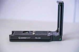 Sunwayfoto PNL-Z6II/Z7II Professional L Bracket - Picture 1 of 5