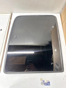 88-98 CHEVY GMC 1500 TRUCK PASSENGER RIGHT REAR QUARTER WINDOW VENT GLASS OEM S2 - Picture 1 of 12
