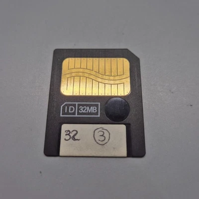 Smart Media Memory Card 32MB - Image 1 of 2