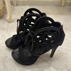 Louis Vuitton Sandalen schwarz Wildleder offene Zehenpartie 36,5 - Bild 1 von 5