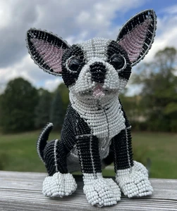 Statua statuina seduta scultura perline e filo cane Chihuahua Gizmo bianco nero - Foto 1 di 14