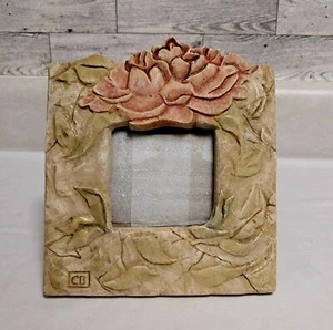 FETCO CERAMIC ROSE PHOTO FRAME TEXTURED PHOTO SIZE 2 1/2"X 2 1/3" FREE STANDING - Picture 1 of 12