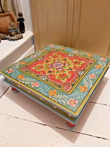 VINTAGE STYLE HAND PAINTED RECYCLED WOOD INDIAN BAJOT TABLE - Picture 1 of 16