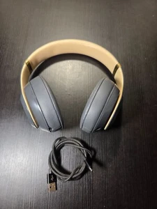 Auriculares inalámbricos sobre la oreja Beats by Dr. Dre Beats Studio3 - gris sombra - Imagen 1 de 11