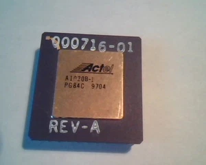 Rare CPU computer chip - Actel A1020B-1 PG84C 9704 Rev A000716-01 TI6081342 - Picture 1 of 3