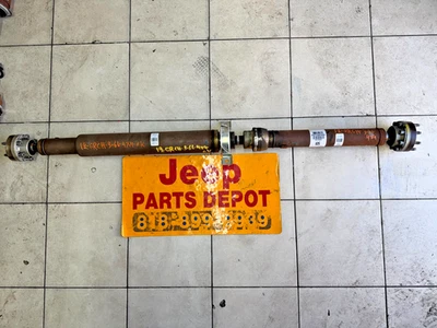 2011 - 2018 JEEP GRAND CHEROKEE 3,6 Л ПОЛНЫЙ ПРИВОД ЗАДНИЙ КАРДАННЫЙ ВАЛ OEM 52123629AA - Изображение 1 из 4