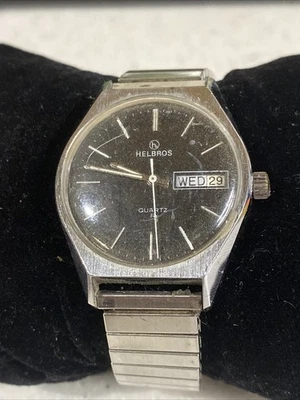 Винтажные кварцевые мужские часы Helbros золотистый стрейч день дата аналоговый новый аккумулятор - Изображение 1 из 4