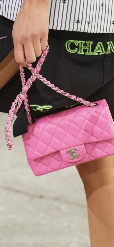 21K CHANEL Classic Mini Flap Bag Iridescent Pink Calfskin Rectangular 2021