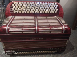 Akkordeon Hohner Morino Artiste IV C, rot Musette - Bild 1 von 3