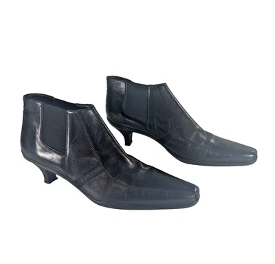 Botas Prada de cuero negras punta de gatito tacón punta para mujer talla 40 Italia 8 EE. UU. Foto 1 de 4