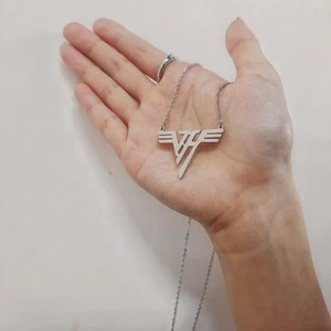 VH Charm Eddie 18K Gold Plated Stainless Steel Pendant Van Logo Rock Necklace - Picture 1 of 12
