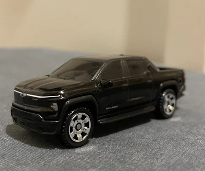 Modellino Matchbox Chevrolet Silverado Ev Chevy 1/64 1:64 Nuova Senza Box 2025 - Immagine 1 di 4