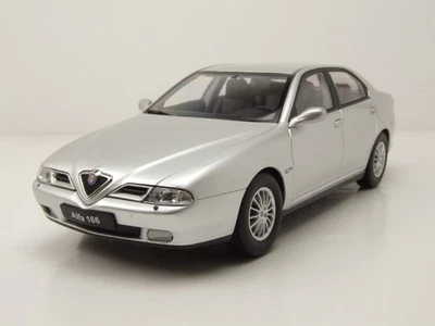 Alfa Romeo 166 1999 Argento Modellino 1:18 Triple9 - Immagine 1 di 4