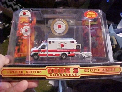 CÓDIGO 3 AMBULANCIA DEPARTAMENTO DE BOMBEROS ROSEMONT ILLINOIS NUEVO Foto 1 de 4