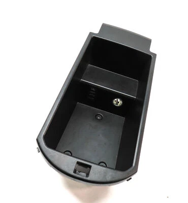 BMW X3 (F25) 2016 consola central delantera bandeja de almacenamiento contenedor con entrada auxiliar Foto 1 de 4