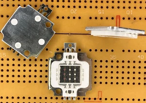 10W RGB High Power LED 460nm 5230nm 625nm 20x20mm Common Anode 1000mA 31518-OP - Bild 1 von 5