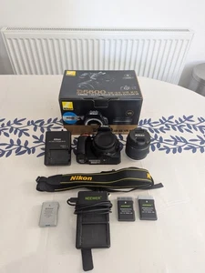 Nikon D5600 24.2 MP Digital SLR Camera kit with 18-55mm Lens and extra batteries - Picture 1 of 19