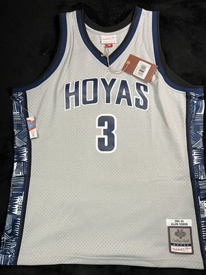 CAMISETA GRANDE NUEVA CON ETIQUETAS MITCHELL & NESS GEORGETOWN HOYAS IVERSON 1995-96 BÓVEDA UNIVERSITARIA Foto 1 de 4