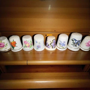 Thimbles Set Of 10 Floral Decorative Porcelain Vintage Collectible Thimbles - Picture 1 of 7