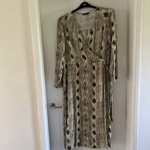 Wrap Dress V Neck Long Sleeves Animal Print 20 By Marks and Spencer - Picture 1 of 9