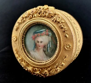 Antike französische Ormolu Marie Thérèse handbemalte vergoldete Bronze Waschtischdose 21/2x21/2x11/2" - Bild 1 von 14