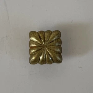 110 seltene antike (keine Reproduktion) ausgefallene Messing Polster Heftklammern 5/8 Zoll) - Bild 1 von 4