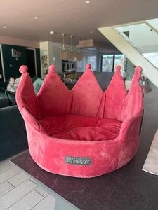 New Nandog By Pet Gear Luxury Velvet Pink Pet Cat/Dog Crown Bed - 16 x 16 Inches - Picture 1 of 21