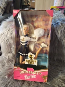 Barbie Georgia Tech University 1996 #19159 edición especial  - Imagen 1 de 13