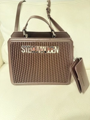 НОВЫЙ С ЯРЛЫКАМИ STEVE MADDEN BEVELYN MATELASSE СУМКА ЧЕРЕЗ ПЛЕЧО КРЕДИТНОЙ КАРТЫ ЧЕХОЛ КОРИЧНЕВЫЙ - Изображение 1 из 4