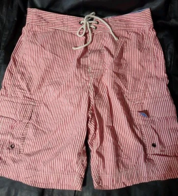 Pantalones Cortos de Natación Activos Forrados Madison Rojo y Blanco Rayas Talla Mediana Bolsillos de Carga Foto 1 de 4